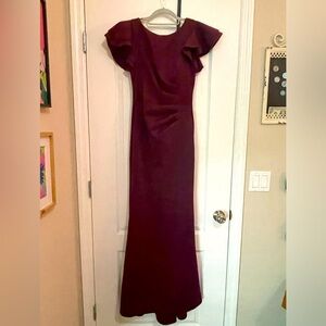 NWOT Jessica Howard Women's Boat Neck Flutter Sleeve Scuba Gown